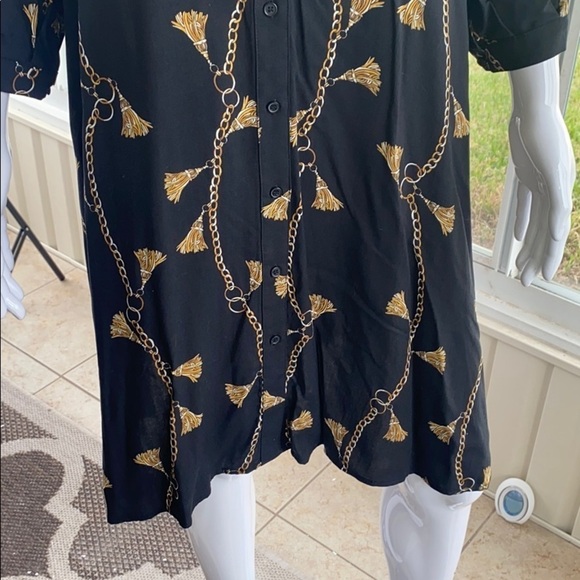 H&M - Light Button Down Chain Dress Size XS - Picture 3 of 6